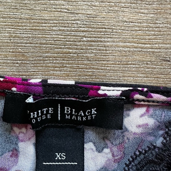 White House black market lace purple and black Floral Camisole Top XS - Picture 3 of 7